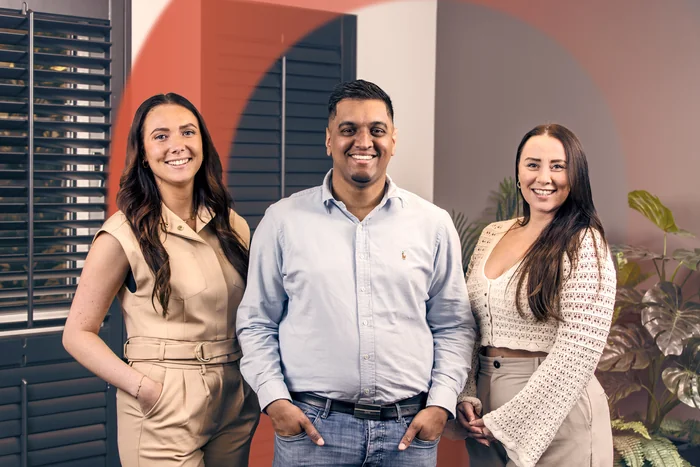 20260629 gj 9870 web